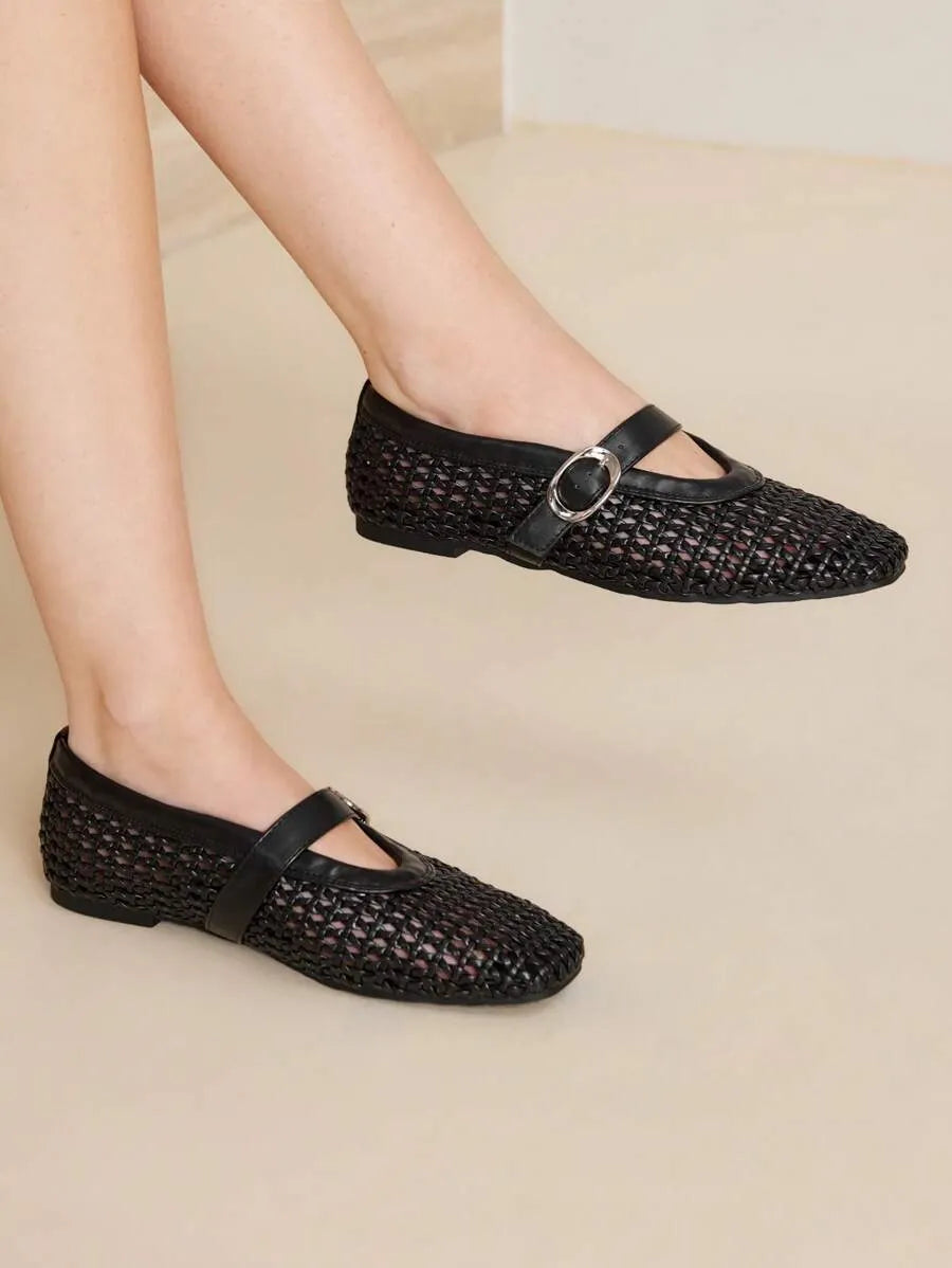 Stylish and Comfortable Premium Hollow Woven Mary Jane Flats for Spring and Summer Fashion
