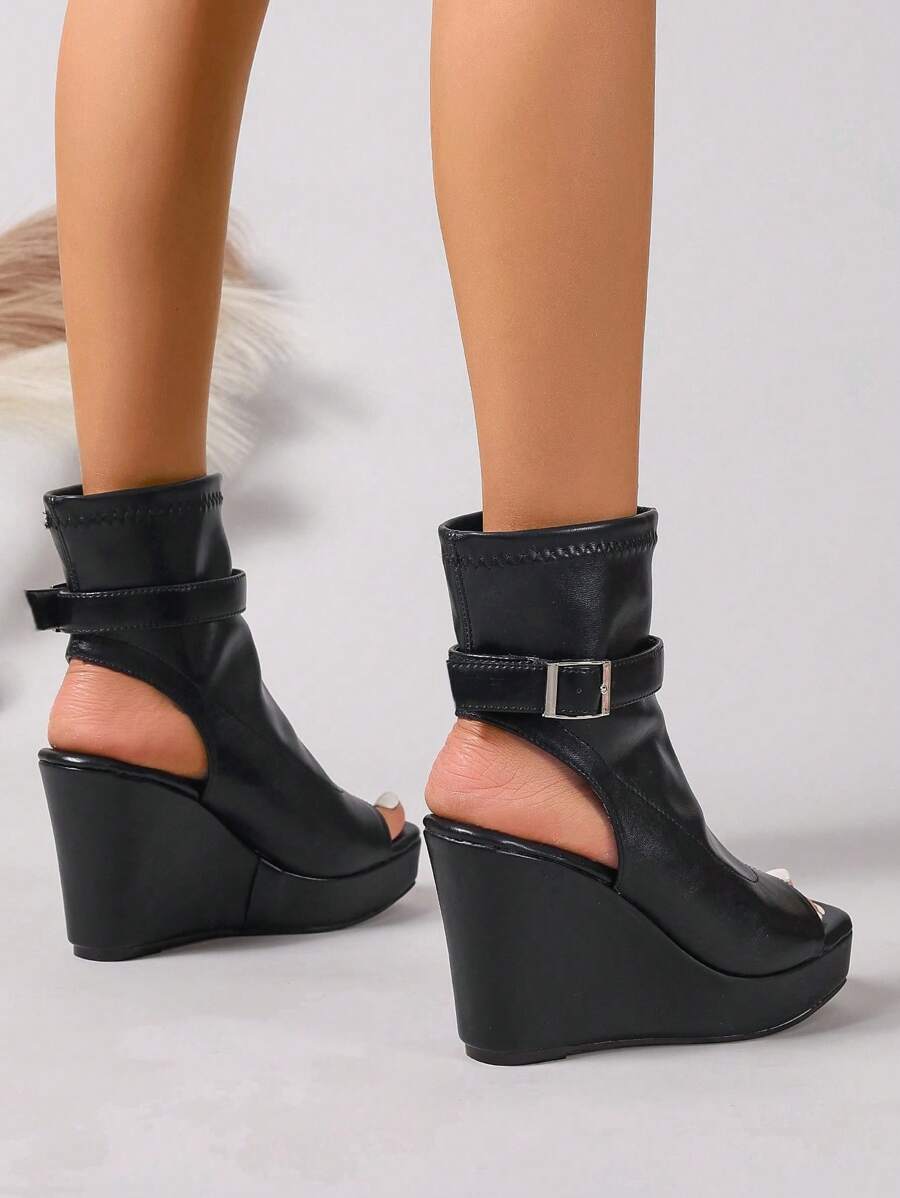 Trendy Women's Thick Sole High-Top Open Toe Sandals - Versatile Motorcycle Boots