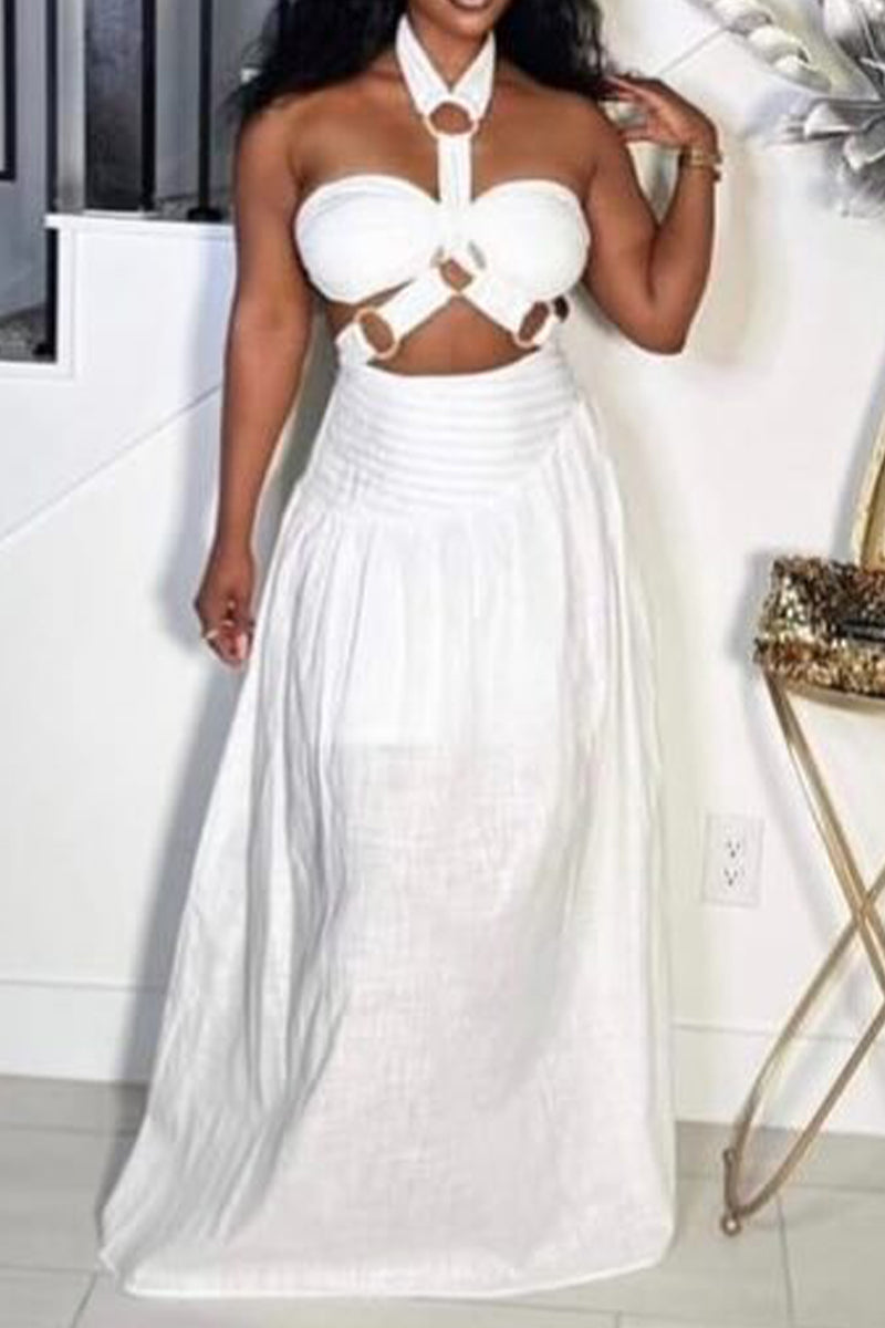 Women's  Casual Sleeveless Halter Maxi Dress with Cutout Waist and Flowy Skirt