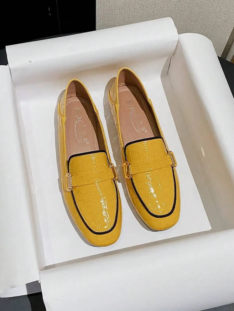 Chic Women's PU Leather Slip-On Loafers with Peas Toe for Spring and Fall Fashion