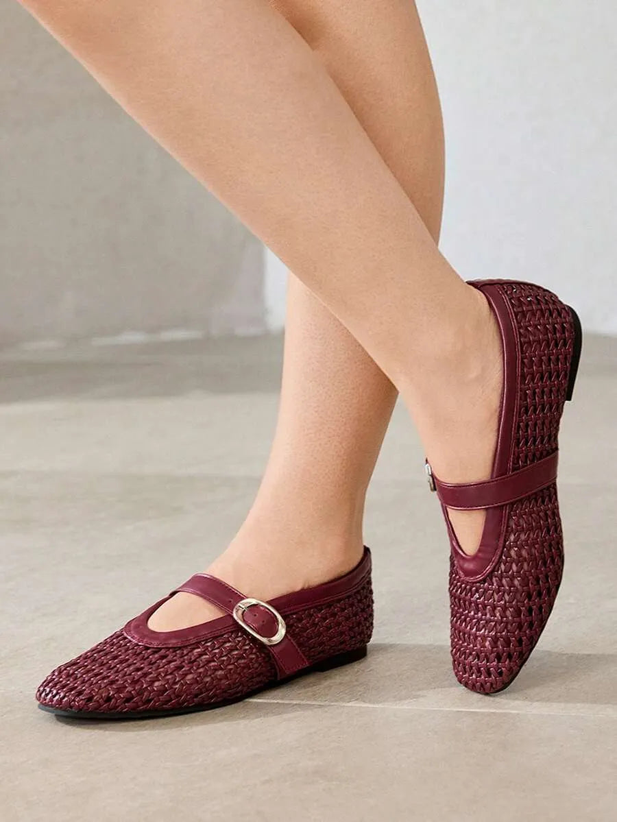 Stylish and Comfortable Premium Hollow Woven Mary Jane Flats for Spring and Summer Fashion