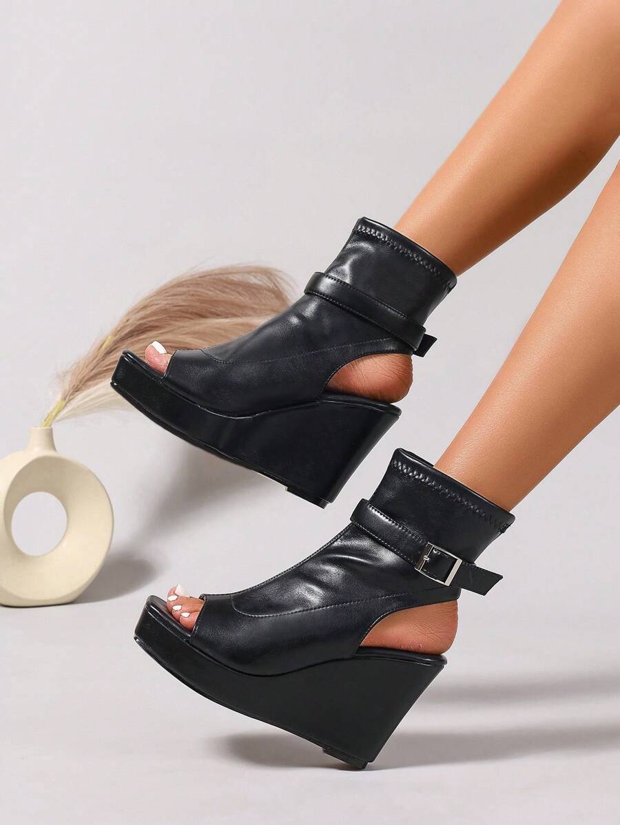 Trendy Women's Thick Sole High-Top Open Toe Sandals - Versatile Motorcycle Boots