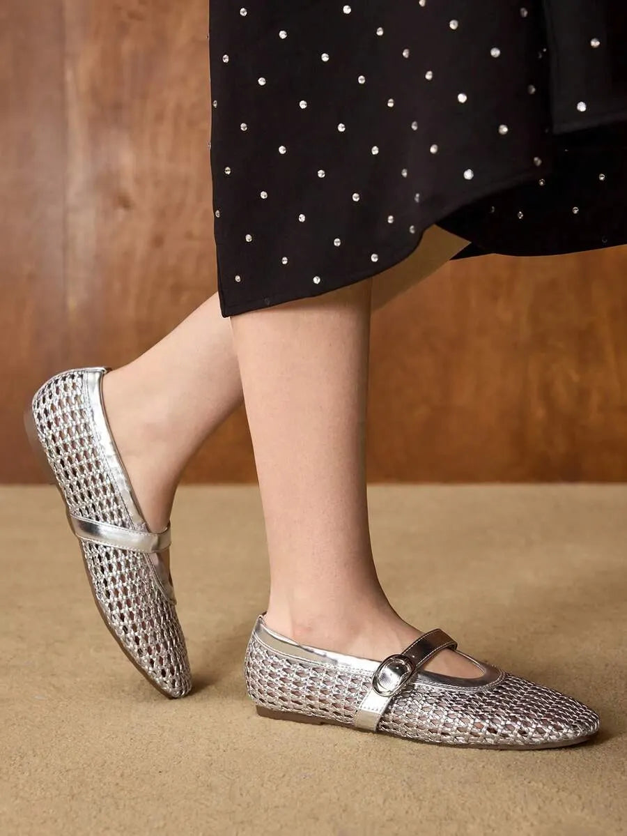 Stylish and Comfortable Premium Hollow Woven Mary Jane Flats for Spring and Summer Fashion