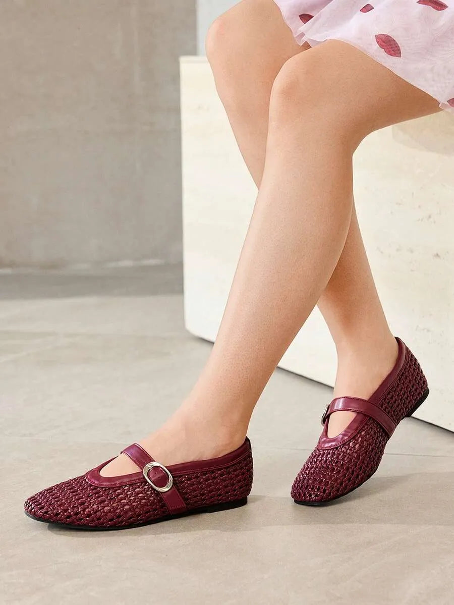 Stylish and Comfortable Premium Hollow Woven Mary Jane Flats for Spring and Summer Fashion
