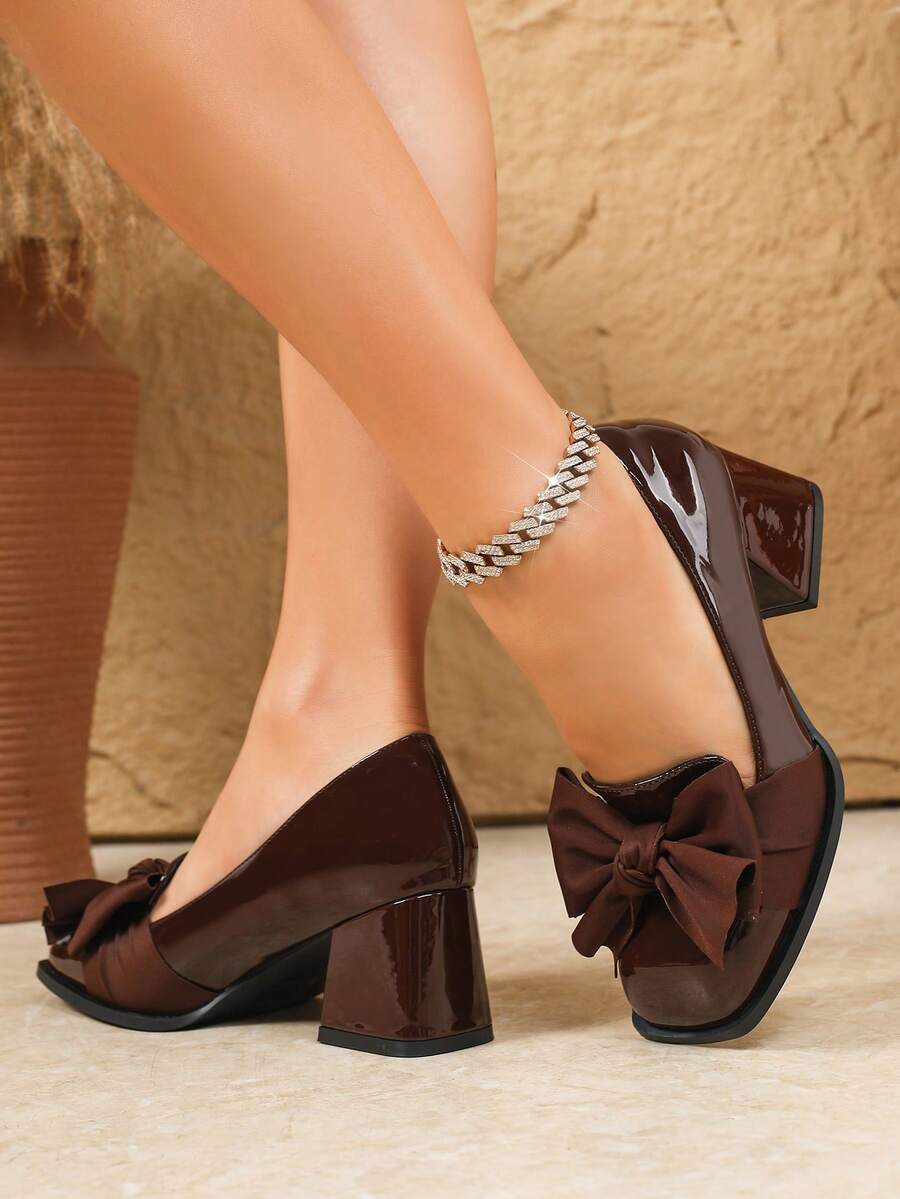 Plus Size Women's Burgundy Mary Jane Pumps - Stylish Thick Heels with Square Toe